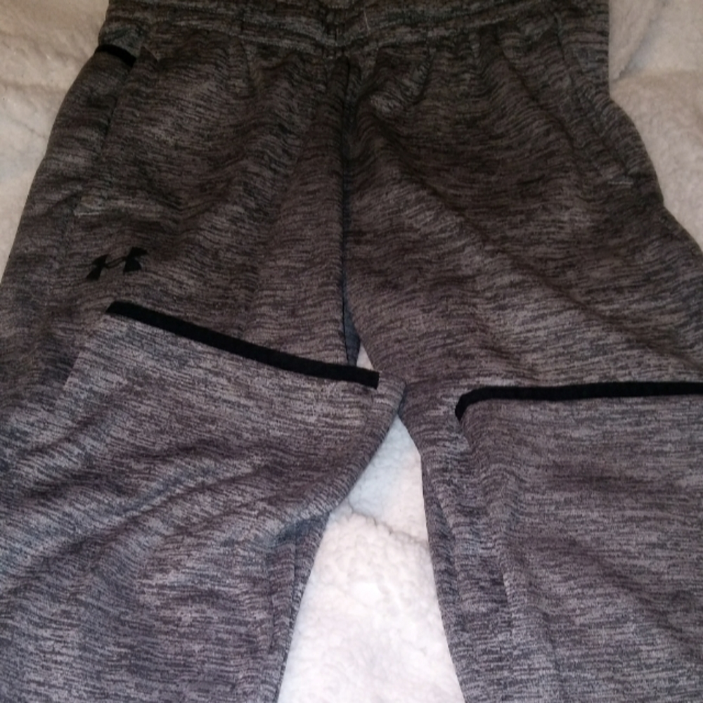 Under armour sweats xs